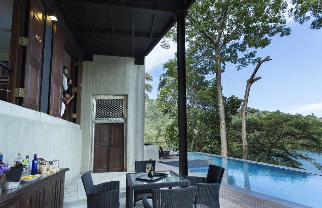 The Hermitage By Edwards Collection Haragama Extérieur photo