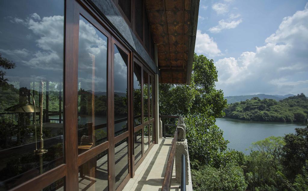 The Hermitage By Edwards Collection Haragama Extérieur photo